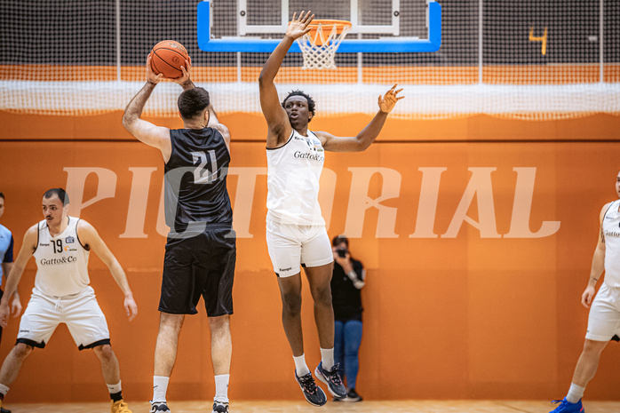 Basketball, Basketball Zweite Liga 2022/23, Grunddurchgang 16.Runde, Basket Flames, Wörthersee Piraten, Marin Sliskovic (21), Kingsley Fobi (14)