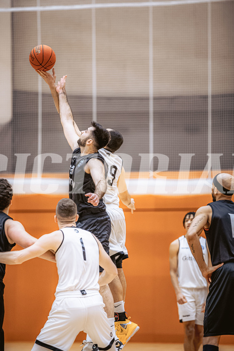 Basketball, Basketball Zweite Liga 2022/23, Grunddurchgang 16.Runde, Basket Flames, Wörthersee Piraten, Marin Sliskovic (21), Ernesto Bergendahl (9)
