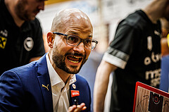Basketball, win2day Basketball Superliga 2022/23, Grunddurchgang 21.Runde, Traiskirchen Lions, Flyers Wels, Sebastian Waser (Head Coach)