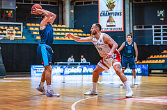Basketball, Win2Day Superliga 2022/23, Grunddurchgang 21.Runde, BC GGMT Vienna, Vienna Timberwolves, Elias Wlasak (8), Enis Murati (44)