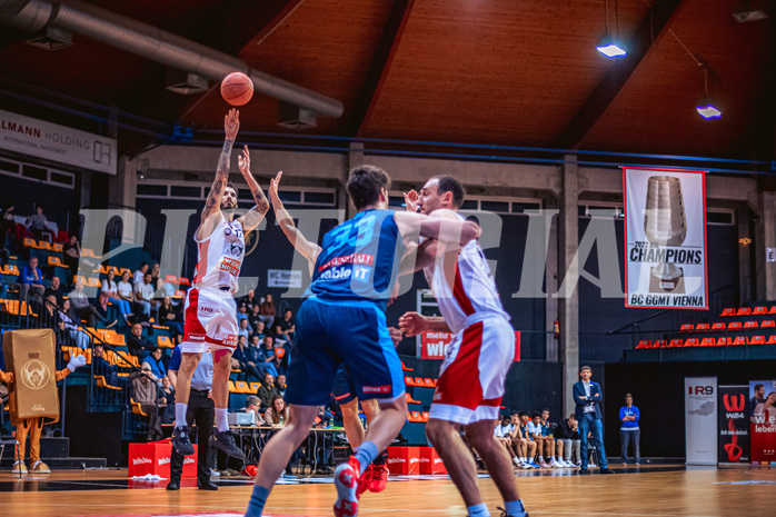 Basketball, Win2Day Superliga 2022/23, Grunddurchgang 21.Runde, BC GGMT Vienna, Vienna Timberwolves, Ivan Siriscevic (17)