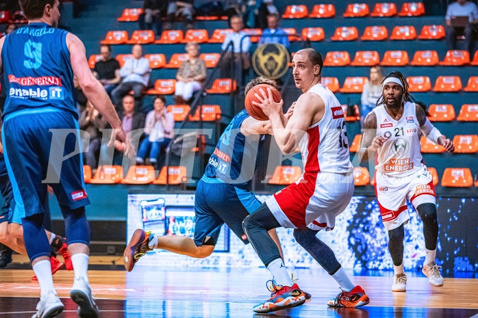 Basketball, Win2Day Superliga 2022/23, Grunddurchgang 21.Runde, BC GGMT Vienna, Vienna Timberwolves, Stefan Savic (13)
