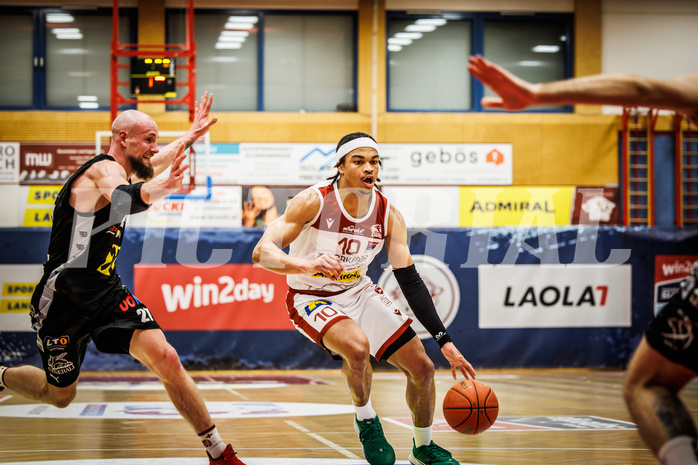 Basketball, win2day Basketball Superliga 2022/23, Grunddurchgang 21.Runde, Traiskirchen Lions, Flyers Wels, Evan Taylor (10)