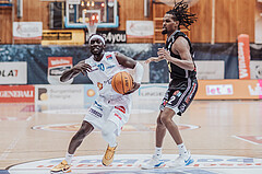 Basketball, Basketball Superliga 2023/24, Gunddurchgang 9. Runde, Oberwart Gunners, Flyers Wels, Munis Tutu (10), Terell Allen (2)