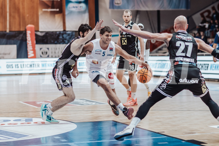 Basketball, Basketball Superliga 2023/24, Gunddurchgang 9. Runde, Oberwart Gunners, Flyers Wels, Elvir Jakupovic (21), Simun Kovac (5), Renato Poljak (16), Christian von Fintel (27)