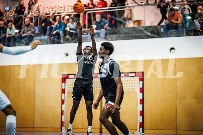 Basketball, Basketball Zweite Liga 2023/24, Grunddurchgang 8.Runde, Deutsch Wagram Alligators, Basket Flames, Kingsley Fobi (14)
