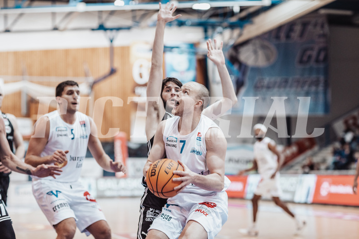 Basketball, Basketball Superliga 2023/24, Gunddurchgang 9. Runde, Oberwart Gunners, Flyers Wels, Sebastian Kaeferle (7)