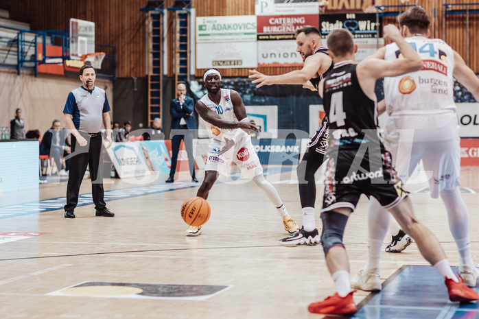 Basketball, Basketball Superliga 2023/24, Gunddurchgang 9. Runde, Oberwart Gunners, Flyers Wels, Munis Tutu (10)
