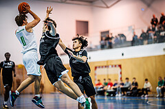 Basketball, Basketball Zweite Liga 2023/24, Grunddurchgang 8.Runde, Deutsch Wagram Alligators, Basket Flames, Simon Marek (11), Patrick Fister (13), Dean-Leon Cantor (9)