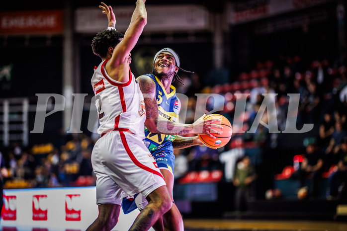 Basketball, Win2Day Superliga 2024/25, Grunddurchgang 2.Runde, BC Vienna, UBSC Graz, Gregory Johnson (5)