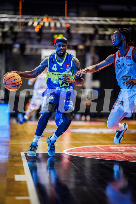 Basketball, Win2Day Superliga 2024/25, Grunddurchgang 2.Runde, BC Vienna, UBSC Graz, Jeremy Smith (4)