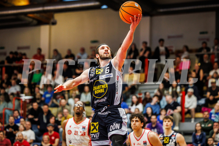 Basketball, win2day Basketball Superliga 2024/25, Platzierungsrunde 9. Runde, Traiskirchen Lions, Gmunden Swans, Daniel Friedrich (6)