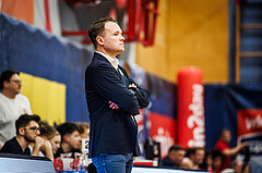 Basketball, win2day Basketball Superliga 2024/25, Platzierungsrunde 9. Runde, Traiskirchen Lions, Gmunden Swans, Thomas Crab (Head Coach)