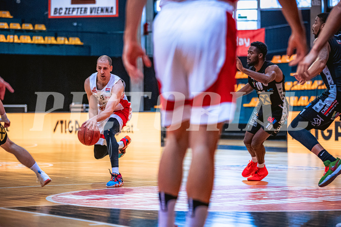 Basketball, Win2Day Superliga 2022/23, 1. Platzierungsrunde, BC Vienna, Flyers Wels, Stefan Savic (13)