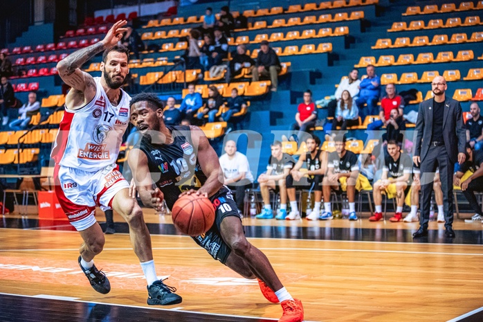 Basketball, Win2Day Superliga 2022/23, 1. Platzierungsrunde, BC Vienna, Flyers Wels, Austen Awosika (10)