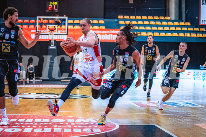 Basketball, Win2Day Superliga 2022/23, 1. Platzierungsrunde, BC Vienna, Flyers Wels, Stefan Savic (13)