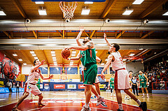Basketball, win2day Basketball Superliga 2022/23, 1. Qualifikationsrunde, Traiskirchen Lions, Kapfenberg Bulls, Brad Greene (15)