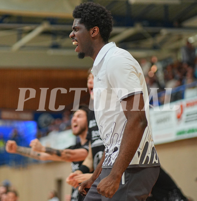 Basketball, Basketball Superliga 2024/25, Playoffs, Viertelfinale Spiel 3, Oberwart Gunners vs. Kapfenberg 

