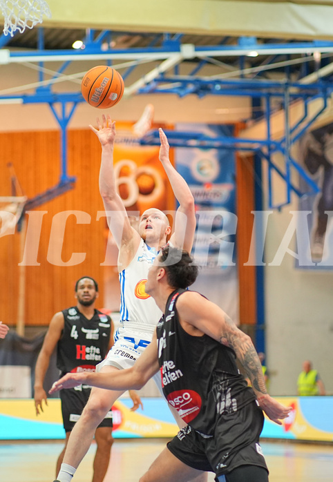 Basketball, Basketball Superliga 2024/25, Playoffs, Viertelfinale Spiel 3, Oberwart Gunners vs. Kapfenberg 

