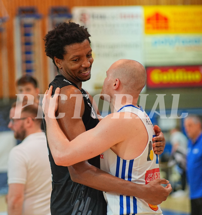 Basketball, Basketball Superliga 2024/25, Playoffs, Viertelfinale Spiel 3, Oberwart Gunners vs. Kapfenberg 

