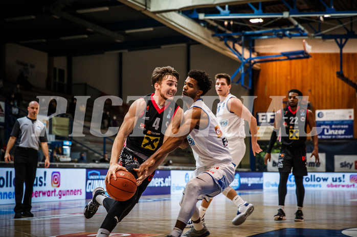 Basketball, bet-at-home Basketball Superliga 2021/22, Grunddurchgang Runde 9, Oberwart Gunners, Flyers Wels, Jan Razdevsek (4)