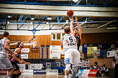 Basketball, bet-at-home Basketball Superliga 2021/22, Grunddurchgang Runde 9, Oberwart Gunners, Flyers Wels, Elvir Jakupovic (21)