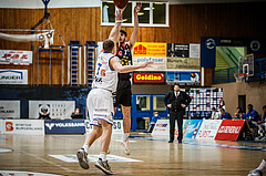 Basketball, bet-at-home Basketball Superliga 2021/22, Grunddurchgang Runde 9, Oberwart Gunners, Flyers Wels, Elvir Jakupovic (21)
