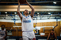 Basketball, bet-at-home Basketball Superliga 2021/22, Grunddurchgang Runde 9, Oberwart Gunners, Flyers Wels, Renato Poljak (16)
