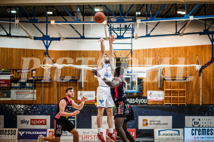 Basketball, bet-at-home Basketball Superliga 2021/22, Grunddurchgang Runde 9, Oberwart Gunners, Flyers Wels, Ioannis Chatzinikolas (11)