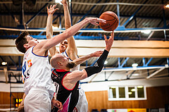 Basketball, bet-at-home Basketball Superliga 2021/22, Grunddurchgang Runde 9, Oberwart Gunners, Flyers Wels, Christian Von Fintel (27)