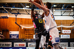 Basketball, bet-at-home Basketball Superliga 2021/22, Grunddurchgang Runde 9, Oberwart Gunners, Flyers Wels, Cameron Delaney (22)