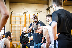 Basketball, Basketball Zweite Liga, Grunddurchgang 7.Runde, Mattersburg Rocks, Raiders Tirol, James WILLIAMS (Headcoach)