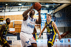 Basketball, bet-at-home Basketball Superliga 2021/22, Grunddurchgang Runde 12, Oberwart Gunners, UBSC Graz, Emondre Rickman (14)