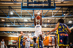 Basketball, bet-at-home Basketball Superliga 2021/22, Grunddurchgang Runde 12, Oberwart Gunners, UBSC Graz, Emondre Rickman (14)