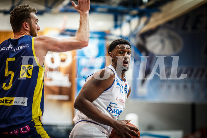 Basketball, bet-at-home Basketball Superliga 2021/22, Grunddurchgang Runde 12, Oberwart Gunners, UBSC Graz, Emondre Rickman (14)