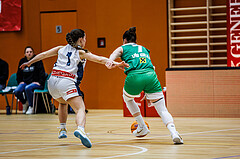 Basketball, Win2Day Basketball Damen Superliga 2024/25, Grunddurchgang 7.Runde, Vienna Timberwolves, UBI Graz, Elisa Khamis (1), Simone Schwarzinger (7)