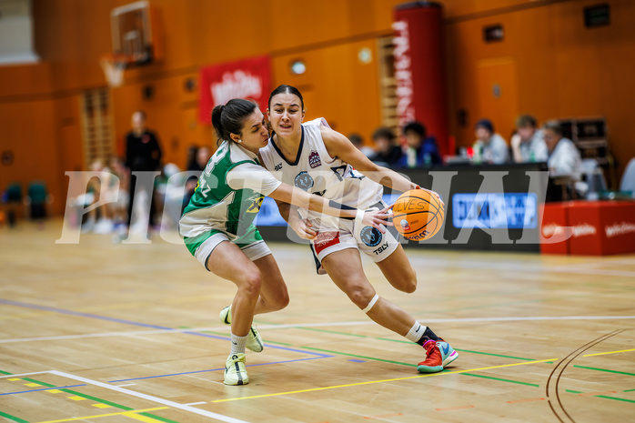 Basketball, Win2Day Basketball Damen Superliga 2024/25, Grunddurchgang 7.Runde, Vienna Timberwolves, UBI Graz, Nika Cic (18), Sophie Kunert (16)