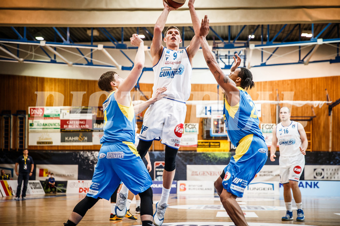 Basketball, bet-at-home Basketball Superliga 2020/21, Viertelfinale Spiel 3, Oberwart Gunners, SKN St. Pölten, Edi Patekar (9)