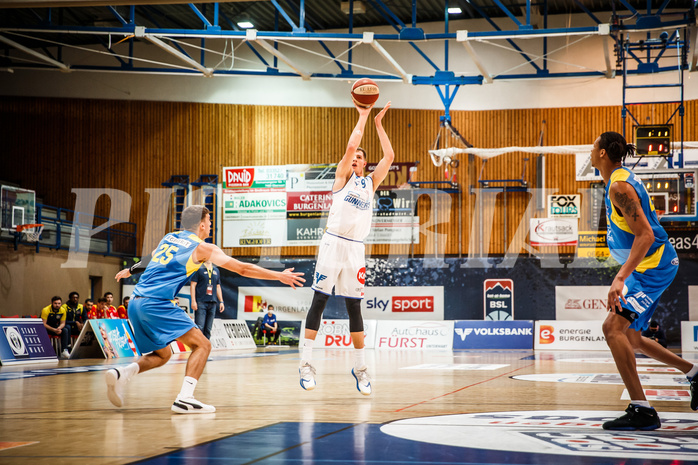 Basketball, bet-at-home Basketball Superliga 2020/21, Viertelfinale Spiel 3, Oberwart Gunners, SKN St. Pölten, Edi Patekar (9)