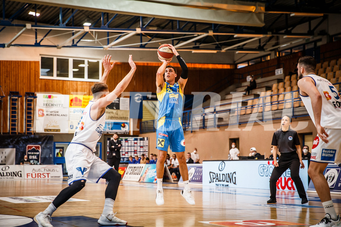 Basketball, bet-at-home Basketball Superliga 2020/21, Viertelfinale Spiel 3, Oberwart Gunners, SKN St. Pölten, Kostas Oikonomopouluos (25)
