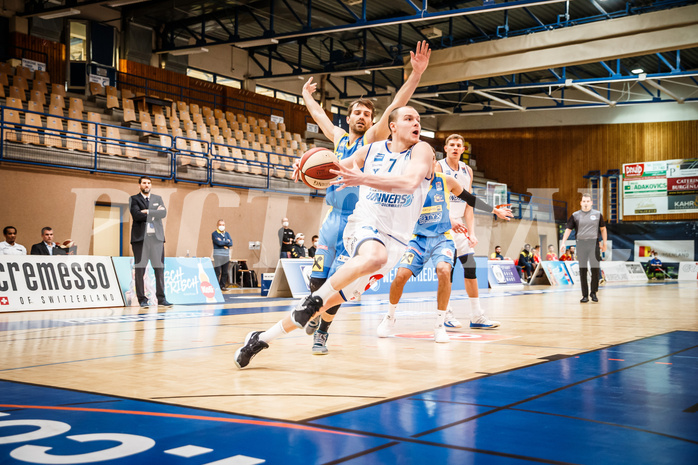 Basketball, bet-at-home Basketball Superliga 2020/21, Viertelfinale Spiel 3, Oberwart Gunners, SKN St. Pölten, Sebastian Käferle (7)