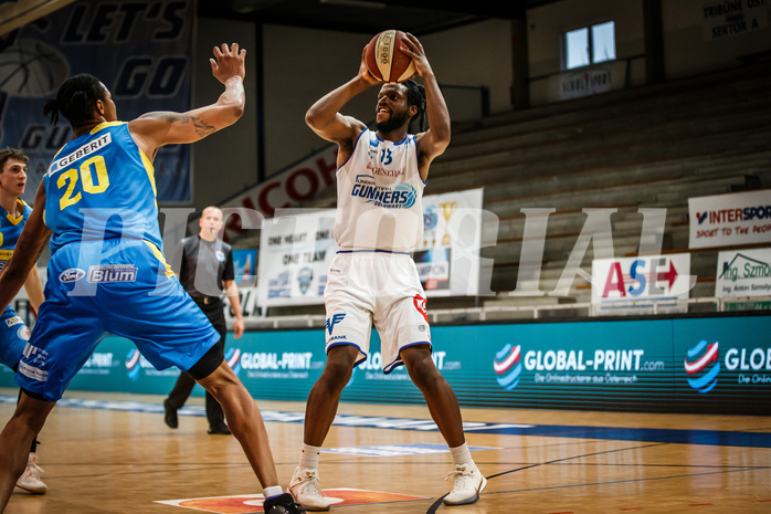 Basketball, bet-at-home Basketball Superliga 2020/21, Viertelfinale Spiel 3, Oberwart Gunners, SKN St. Pölten, Quincy Diggs (13)