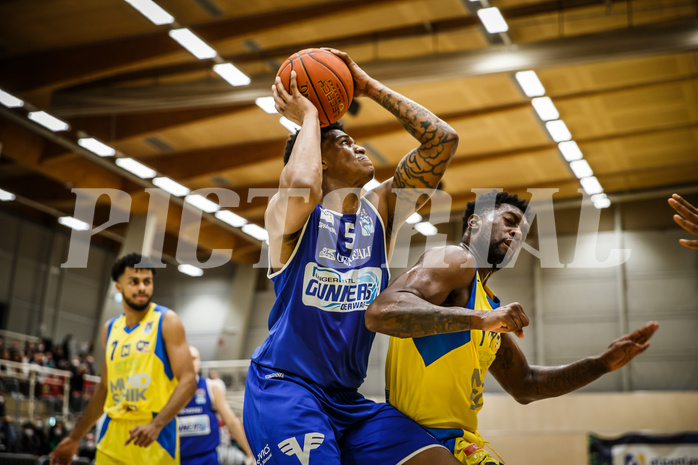 Basketball, bet-at-home Basketball Superliga 2021/22, Grunddurchgang 15.Runde, SKN St. Pölten Basketball, Oberwart Gunners, Rob Howard (5)
