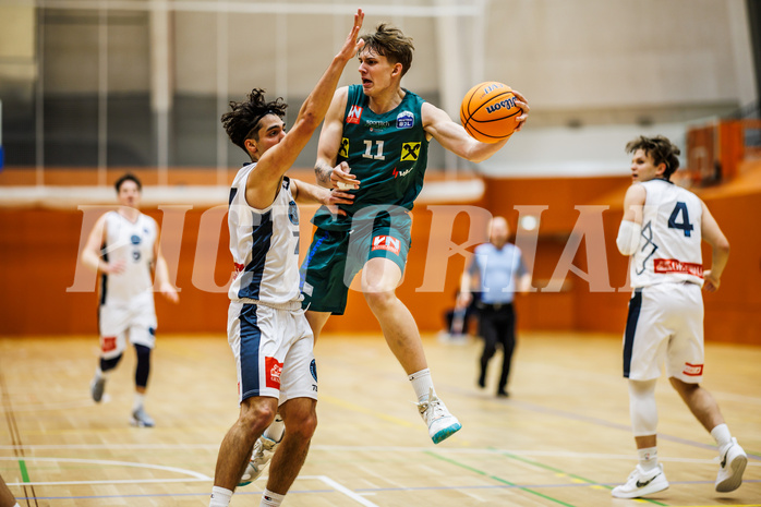 Basketball, Basketball Zweite Liga 2024/25, Grunddurchgang 12.Runde, Vienna Timberwolves, Dornbirn Lions, Armin Karian (7), Davids Grinbergs (11)