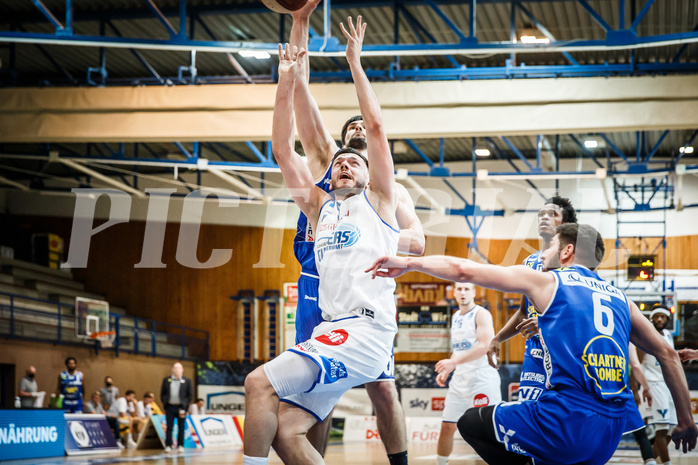 Basketball, bet-at-home Basketball Superliga 2020/21, Halbfinale Spiel 4, Oberwart Gunners, Gmunden Swans, Ignas Fiodorovas (5)