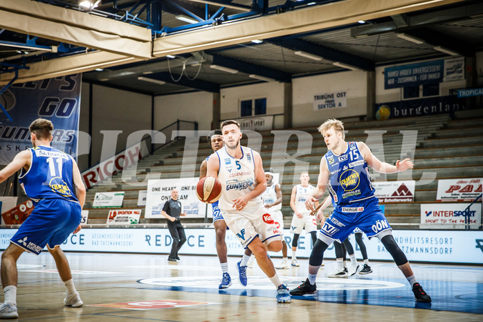 Basketball, bet-at-home Basketball Superliga 2020/21, Halbfinale Spiel 4, Oberwart Gunners, Gmunden Swans, Ignas Fiodorovas (5)