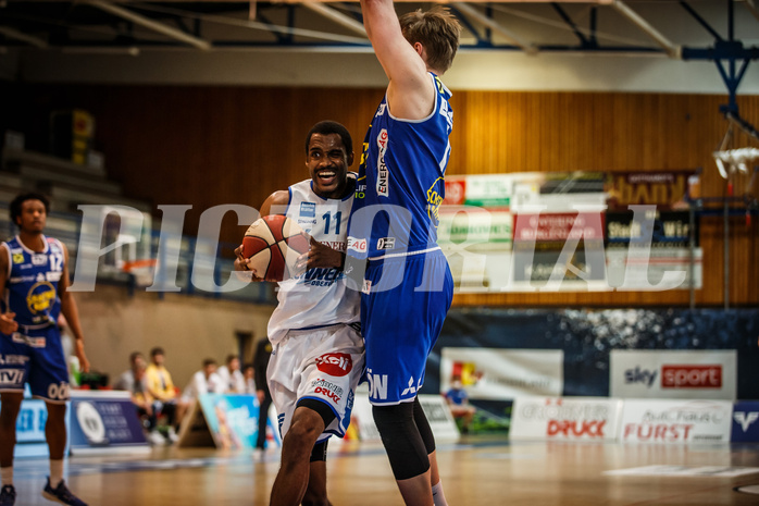 Basketball, bet-at-home Basketball Superliga 2020/21, Halbfinale Spiel 4, Oberwart Gunners, Gmunden Swans, Nigel Pruitt (11)