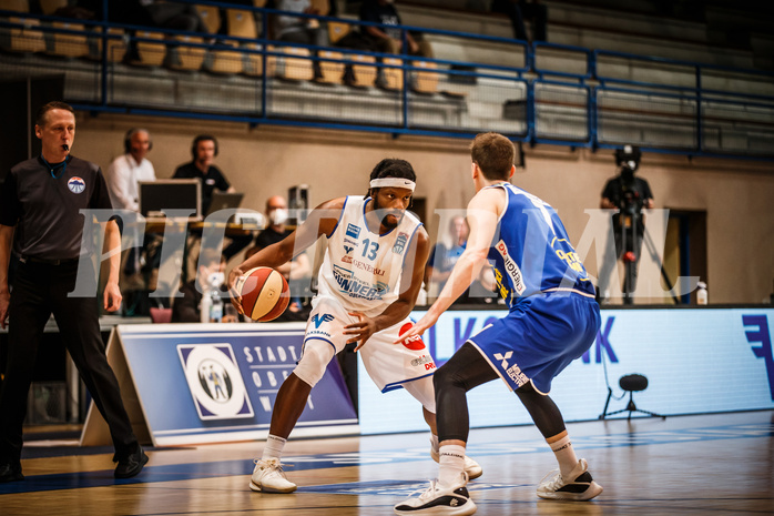 Basketball, bet-at-home Basketball Superliga 2020/21, Halbfinale Spiel 4, Oberwart Gunners, Gmunden Swans, Quincy Diggs (13)