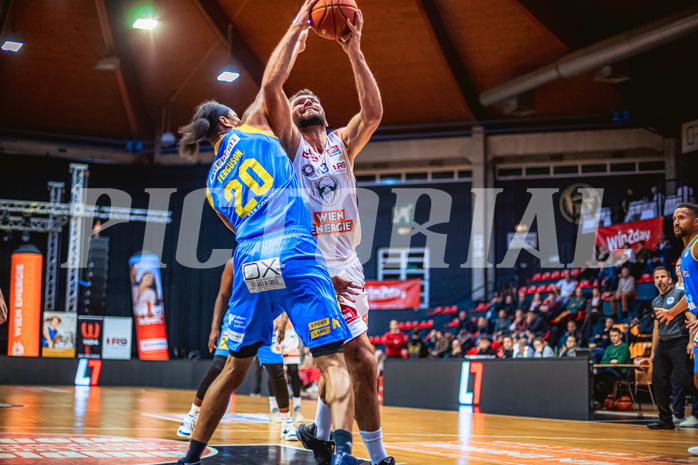 Basketball, Win2Day Superliga 2022/23, Grunddurchgang 7.Runde, BC GGMT Vienna, SKN St. Pölten, Christopher Ferguson (20), Jozo Rados (3)