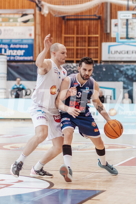 Basketball, Basketball Superliga 2023/24 , Qualifikationsrunde 4, Oberwart Gunners, BBC Nord Dragonz, Sebastian Kaeferle (7), Petar Cosic (3)